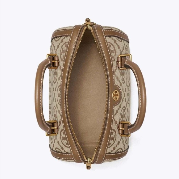 New,✨ T monogram jacquard duffle bag - Picture 5 of 16